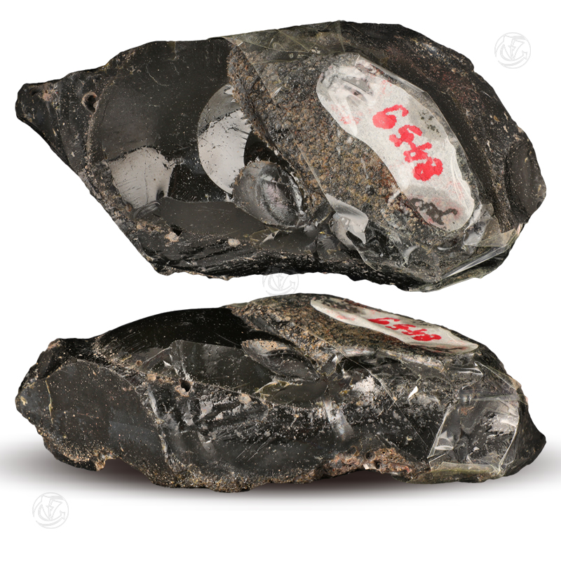 雷公墨玻璃陨石